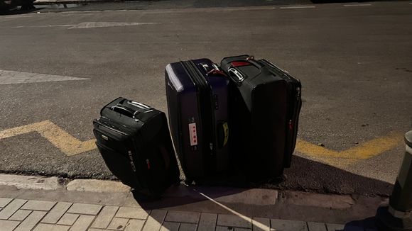This would be my last flight with two large, heavy bags. Time to leave one at my brother's house. 