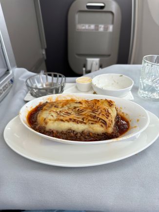 Shepherds pie main - Ok not too bad. Some veggies or something else would have been welcome.