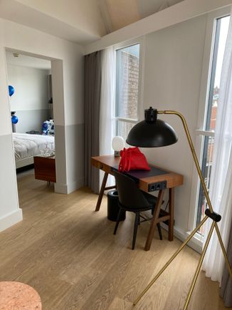 Look from the sofa into the bedroom 