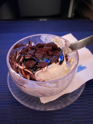 Ice cream sundae