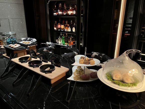 Tea time and Happy hour food buffets are similar.