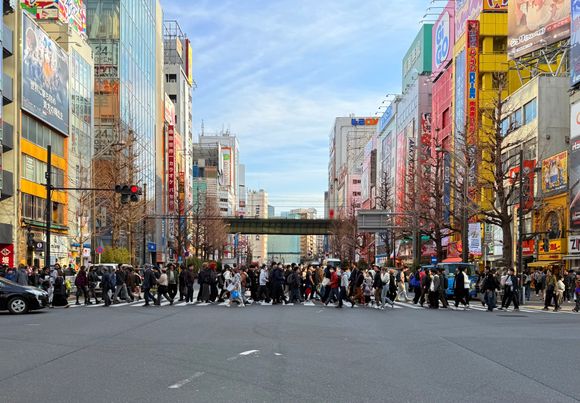 So many people. 