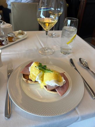 Second breakfast