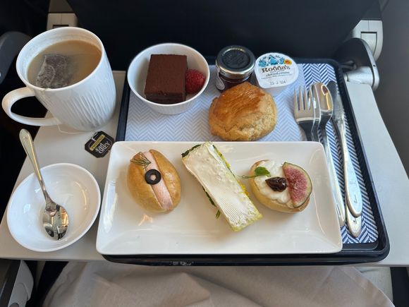 LIN-LHR afternoon tea