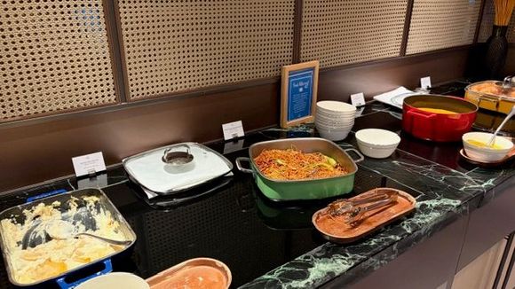 3 hot dishes and soup (potatoes au gratin, fried noodles, crab paste, carrot soup)