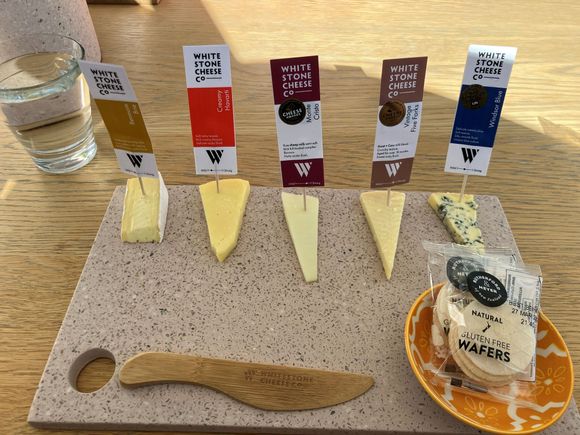 On my way to the Lake I stopped in the Whitestone Cheese Factory for a tour + tasting. Delicious cheeses which sadly are no longer exported so you need to come to NZ to enjoy
