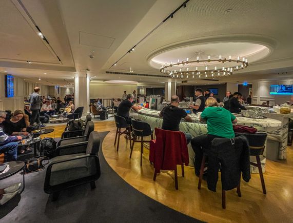 LHR T3 Qantas Lounge