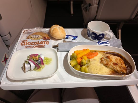 LHR-HEL J