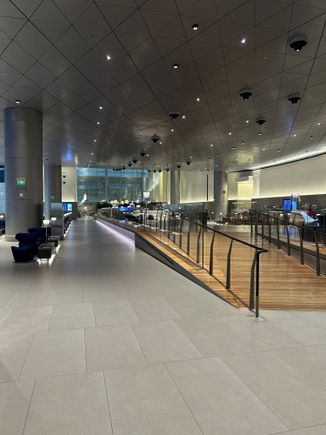 Al Mourjan Business Class Lounge