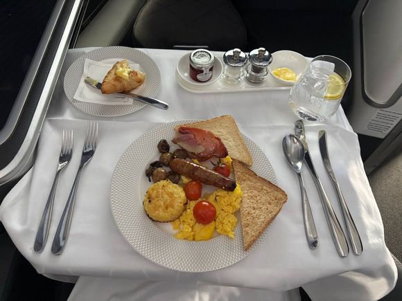 Full Breakfast 
