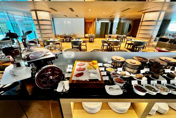 Breakfast Buffet (Cold cuts)