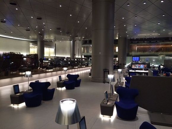 Qatar J Lounge