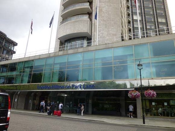Hilton Park Lane entrance