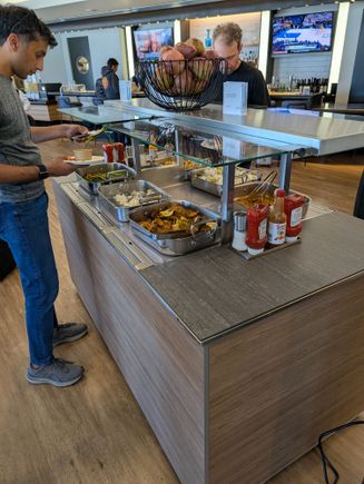 Hot food area