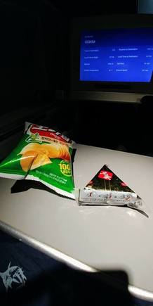 Onigiri and Chips from the "SkyBreak" Basket