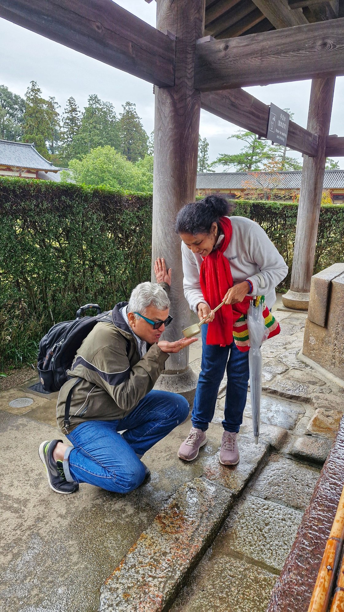 Some photo stunts are our favourite couple