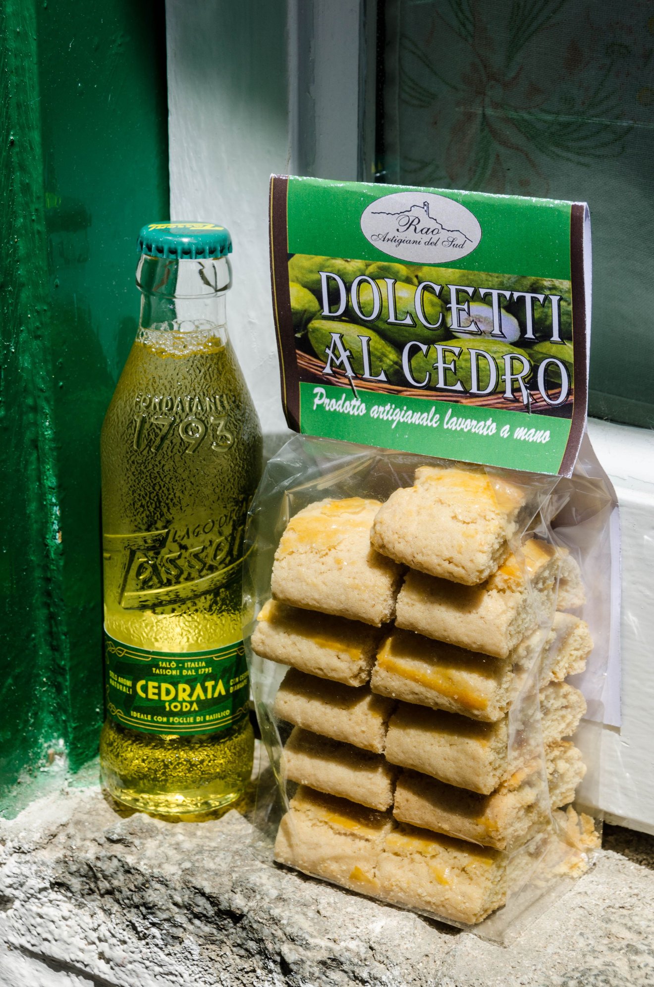 The range of citrus product was remarkable. We also saw Filetti di Cedro citrus chocolate! *Note to travelling husbands: if say imaginarily you and your wife might have had a marked disagreement, then the purchase of the above chocolate as a consoling gift for her will suffice to make amends. 100% true