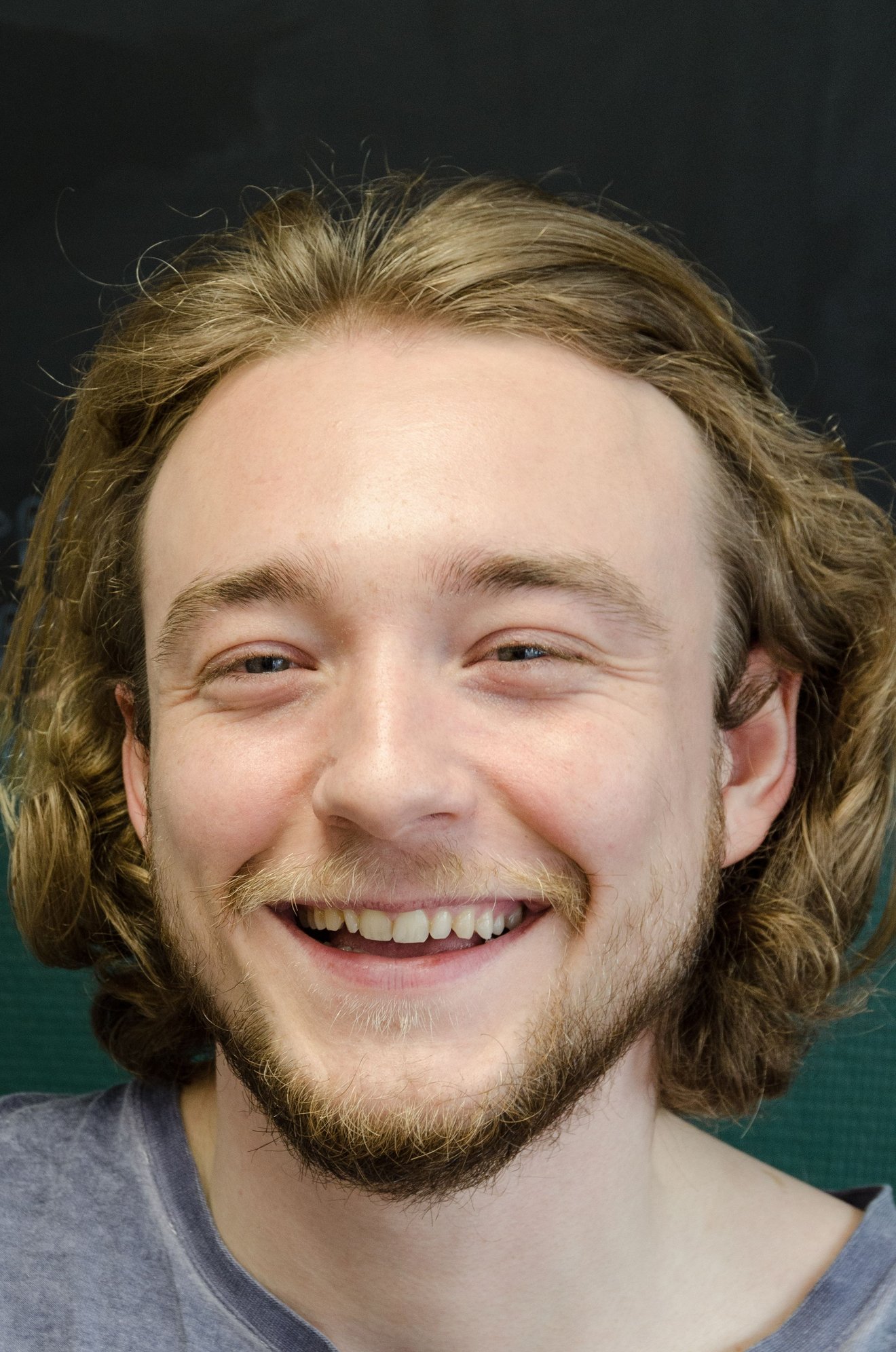 Hugo and his friendly partner run the God-send Le Ptit Marche in Tours. It was a one-minute walk away from our rental. a stroll done through lovely Prenerbes public garden-park. Mrs Z and I took to referring to his bio store by the name of our own citys pre-eminent health food shop--they were so similar. Hugo (a pro photographer on the side) stocked the tasty Gaborit dairy line: the creme cafe was outstanding! His impossibly-pretty wife makes fantastic sandwiches, especially tuna. 