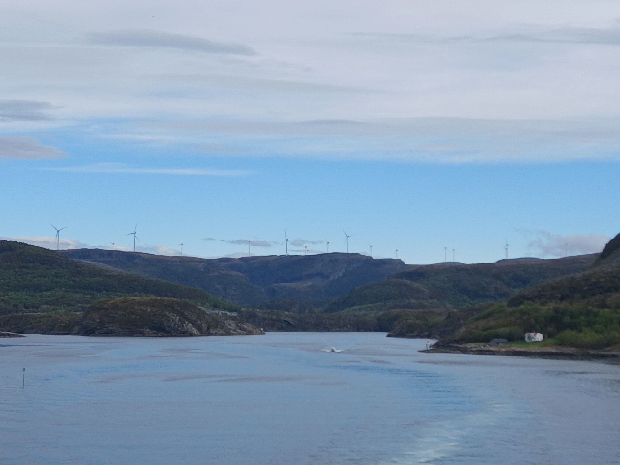 The noticeably flatter landscapes of the Trondelag as we sail north