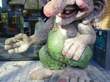 A giant troll on Storgata !