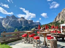 Another lunch spot with unbelievable views