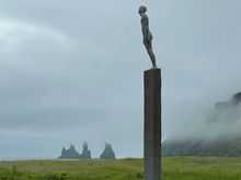 This is a gesture of peace between the British and Icelandic fishermen. 