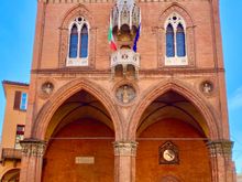 Palazzo della Mercanzia 