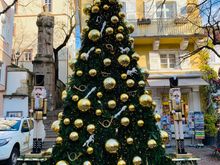 greetings from Baden-Baden, where we’re having a short break

December 21. Christmas tree, Baden-Baden, Germany