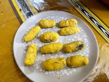 Rellenitos before frying