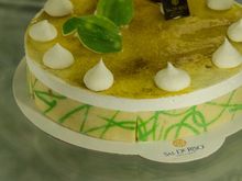 Sal de Riso is an award-winning pastry shop. Uncheap, but very good quality and unsurpassed variety.