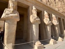 Row of statues of Hatshepsut - note the beard