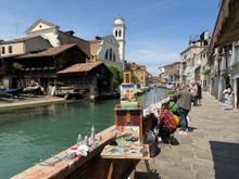 Artists working in Dorsoduro - across from the gondola workshop