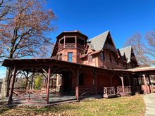 Exterior of Mark Twain House in Hartford