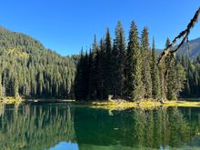 Lake at Island Lake Lodge