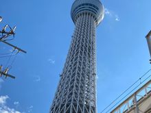 Skytree from below 