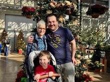 They do a great job decorating the room.