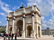 Arch d'Triumph, Carrousel