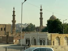 On the road to Giza