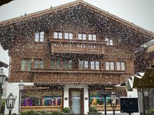 
April snow shower in Gstaad
