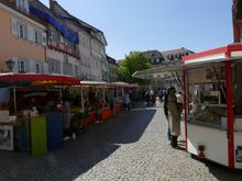 Market day.  The market is about the same size as the one in Garmisch.  The towns are about the same size.