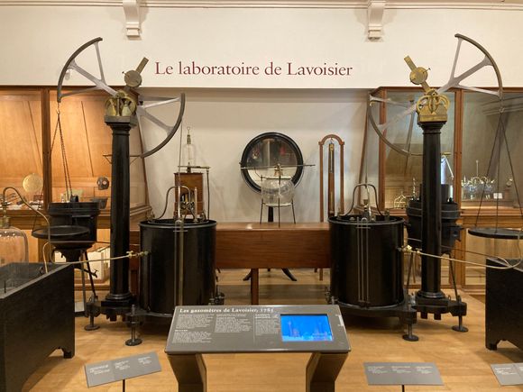 Lavoisier laboratory inside musee des arts et metiers 