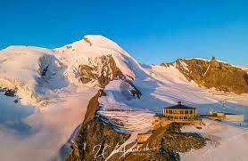 Revolving restaurant Mittelallalin (SAAS Fee)