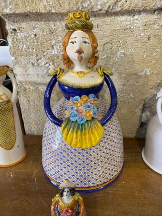 A bearded bride of Grottaglie 