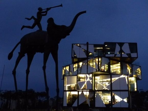 Blue hour....lunch ends. 