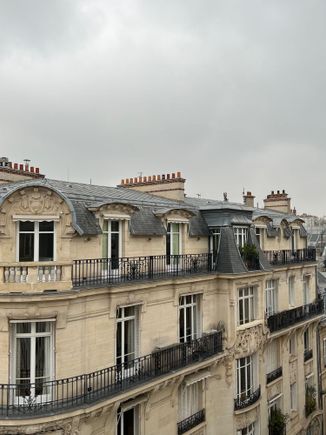 
I love the character of this rooftop plus the wrap around lanai 