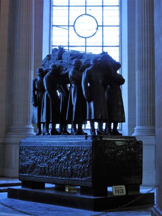 In my opinion, the tomb of Marchal Foch at Les Invalides is more impressive than Napoleon's tomb
