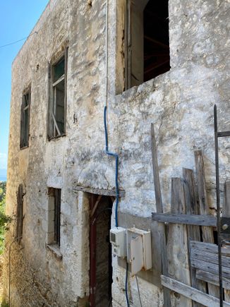 So many abandoned properties.