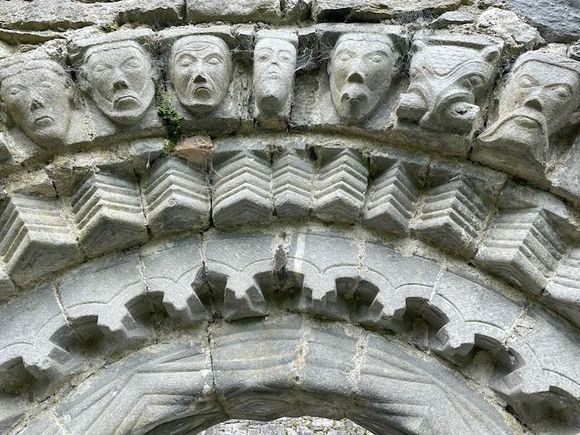 Close-up on the carved doorway