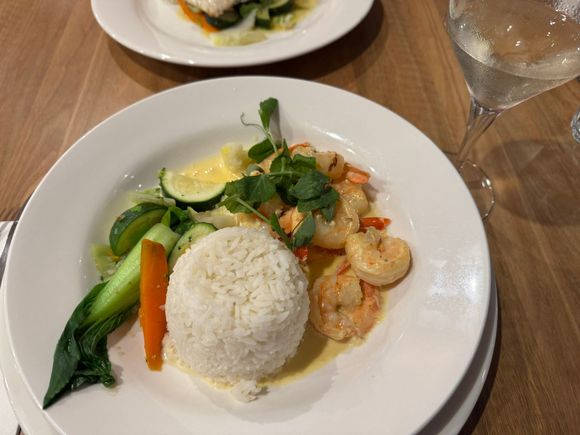 My garlic shrimp, jasmine rice and vegetables at Wave Restaurant. 