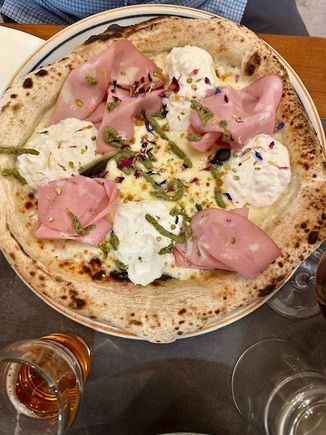 Mortadella pizza